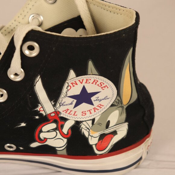 Men\'s or Women\'s Converse Tennis‎ Shoes Bugs Bunny Chuck Taylor Black and White